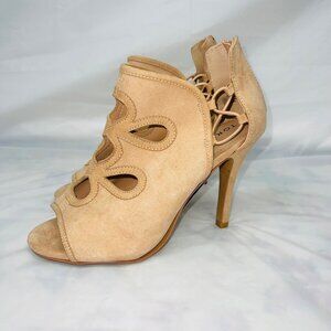 Torrid Scallop Cut Out Ballet Pink Heels Size